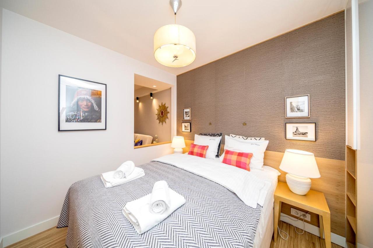 Golden Apartment With Air Condition By Your Freedom Varsovie Extérieur photo